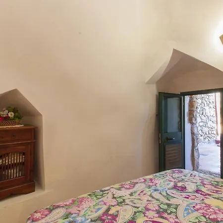 Trulli Al Mare Марина-ди-Манкаверса