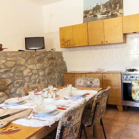 Trulli Al Mare Дом отдыха *